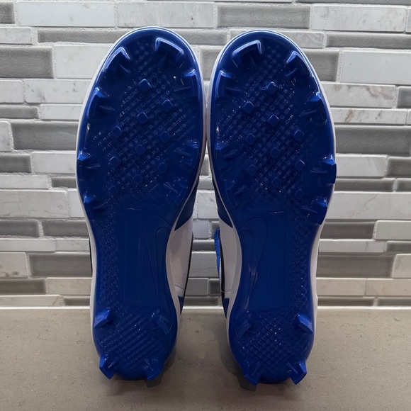 Nike Air Jordan 1 Royal Football Cleats - Picture 6 of 6